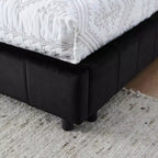 Struttura per divano letto queen size in velluto nero trapuntato, stile metà secolo, per 1
